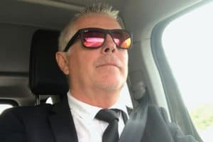 chauffeur VTC Discret et ponctuel pour service Business à Montpellier Didier Vincent chauffeur VTC à Montpellier